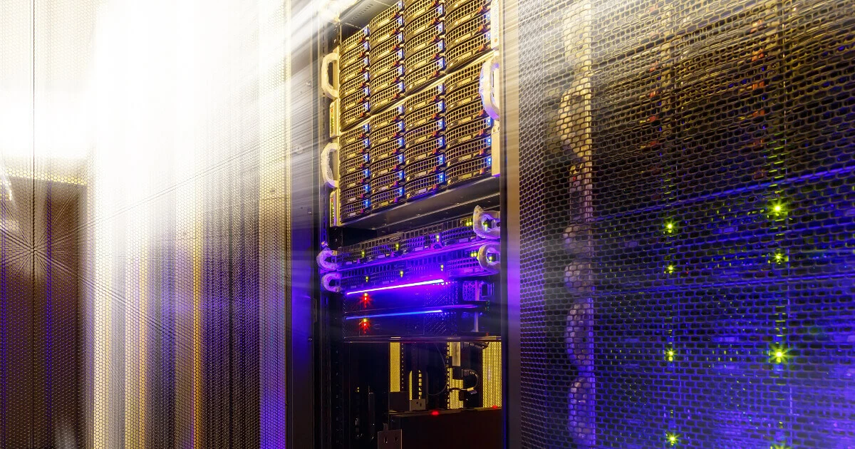 Image: Web Hosting Server Comparison